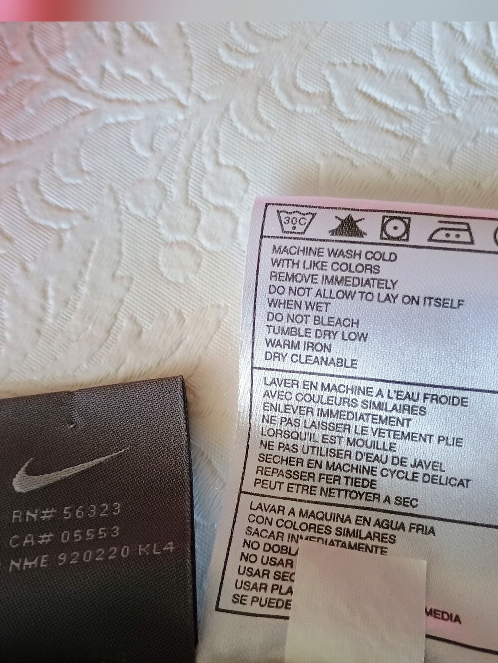 Nike Pink and Beige Activewear Jacket and Cargo Pants - Picture 14 of 15